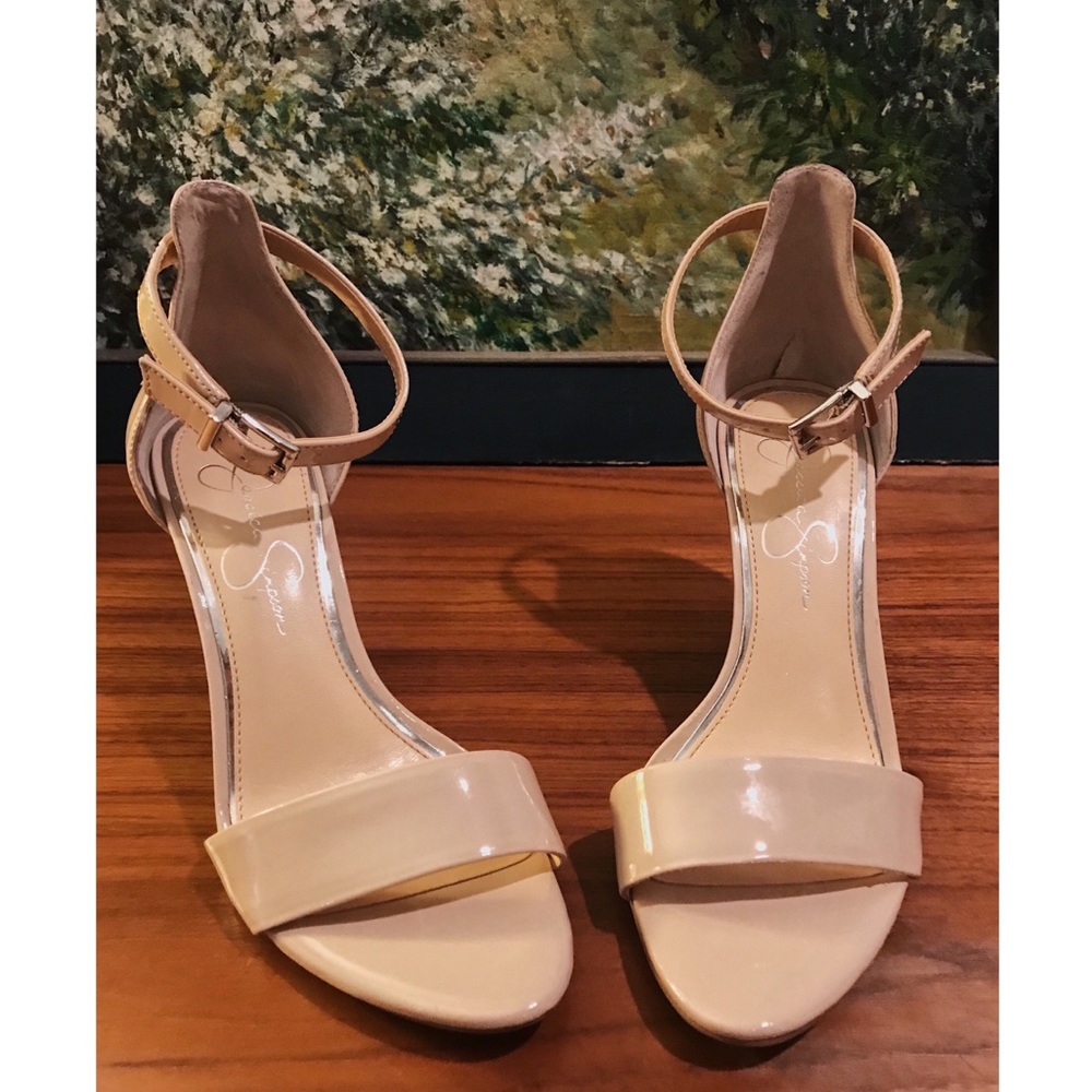Jessica Simpson Nude Patent Maia Heels NWOT